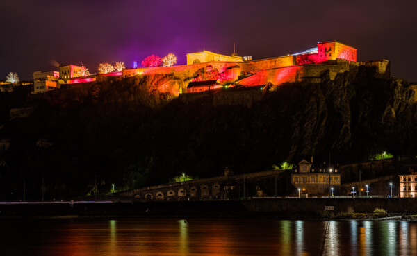 Ansicht auf Festung Ehrenbreitstein beleuchtet vom Christmas Garden © Christmas Garden, Michael Clemens