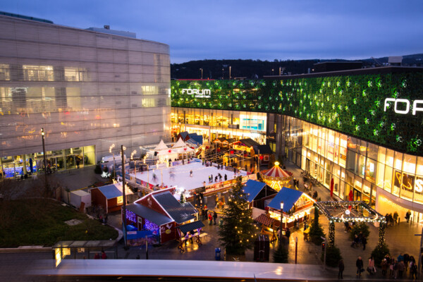 Koblenzer-Weihnachtsmarkt auf dem Zentralplatz ©Koblenz-Touristik GmbH, Henry Tornow