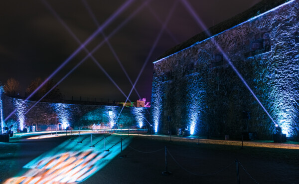 Fortress interior lit up with various lights ©Christmas Garden, Michael Clemens