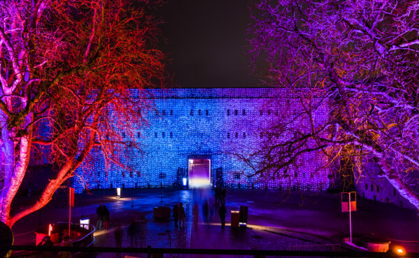 Illuminated entrance of the Ehrenbreitstein fortress ©Christmas Garden, Michael Clemens